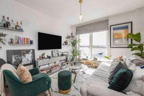 16, 6 Braithwaite House, Troubridge Square, London E17 3GR