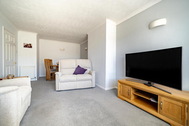 Wordsworth Drive, Eastbourne photo 4