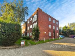 8, Church Views, Cookham Road, Maidenhead SL6 7EH