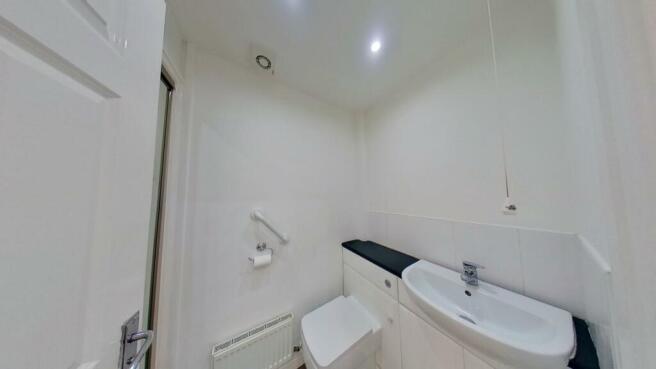 CLOAKROOM/WC