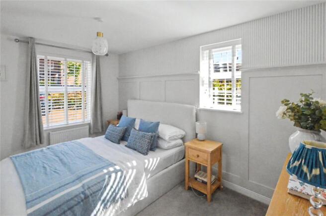 2 bed Apartment for sale Image 6