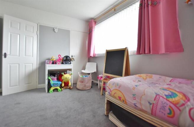 SMALL BEDROOM