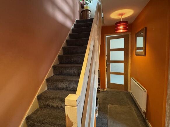 3 bed Town House for sale Image 3