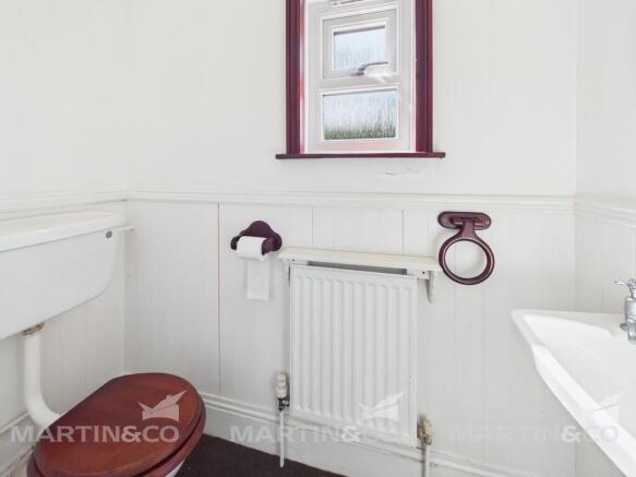 4 bed Detached for sale Image 6