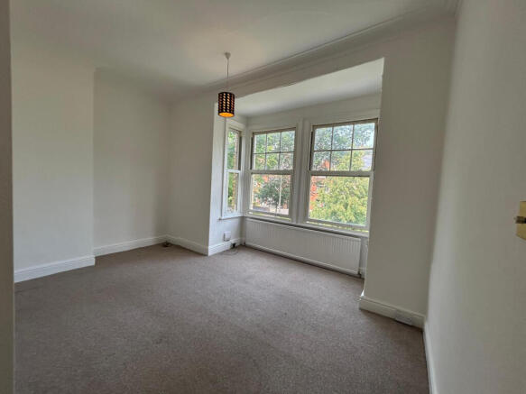 2 bed Flat to rent Image 8