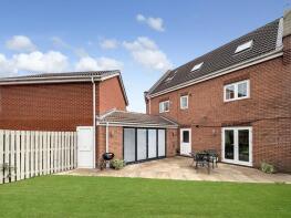 15, The Bales, South Milford, Leeds LS25 5GG