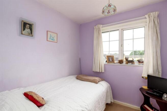 Bedroom 4.jpg