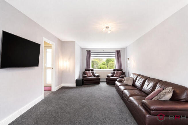 3 bed Detached for sale Image 4