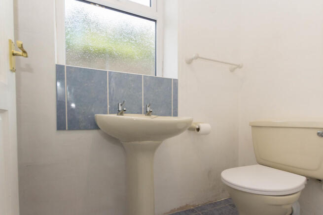 Bed One En Suite