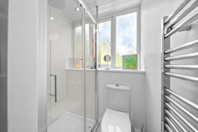 4 bed Terraced for sale Image 12