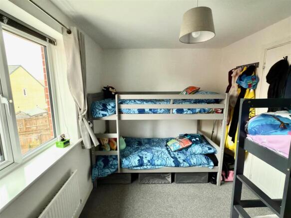 BED 2.jpg