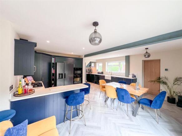 Kitchen / Living / Dining