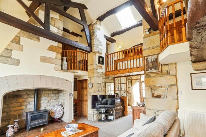 3 bed Barn Conversion for sale Image 9