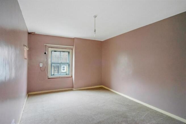 2 bed Cottage for sale Image 8