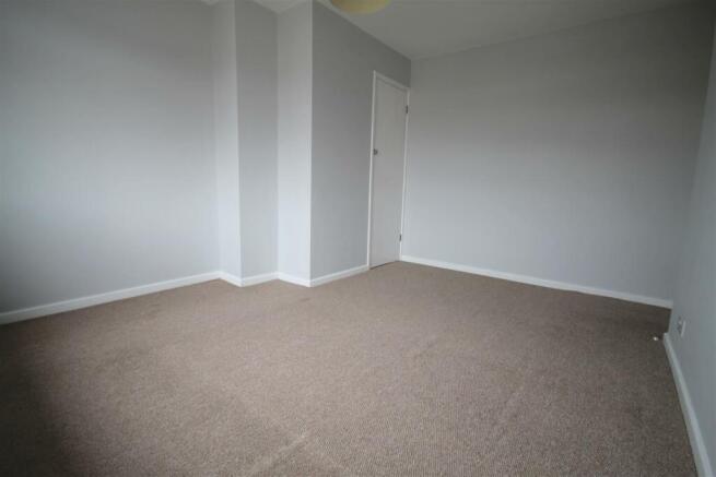 Bedroom 1.JPG