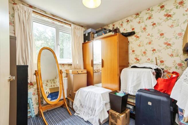 5 bed Semi-Detached for sale Image 10