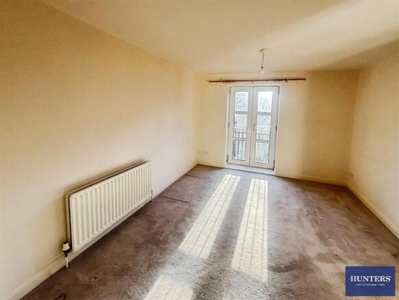 2 bed Apartment for sale Image 10
