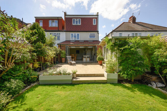 70 Aylward Road-31