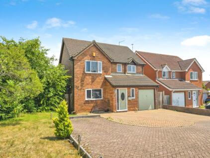 Swepstone Close, Lower Earley, RG6