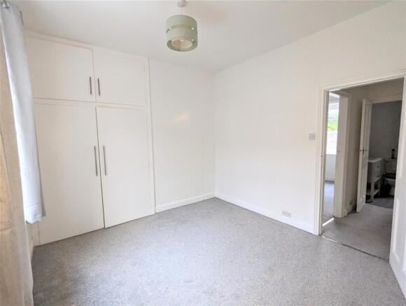 2 bed Terraced for sale Image 6