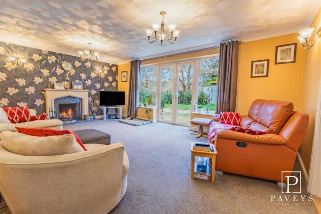 Hawkins Road, Alresford, Colchester photo 4