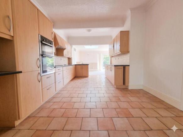 2 bed Detached Bungalow for sale Image 10
