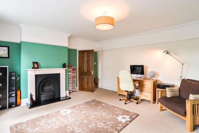 8235505-interior12-8