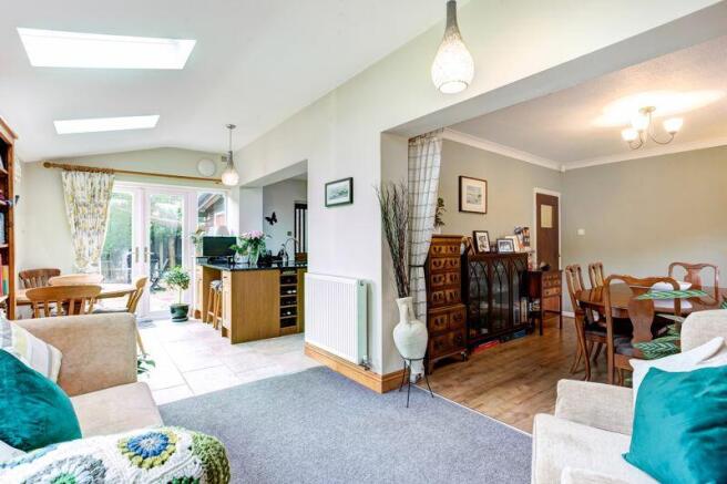 LIVING DINING KITCHEN