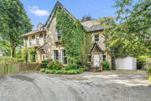 13, Castle Road, Kendal LA9 7AU
