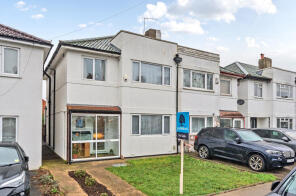 29, Tamworth Park, Mitcham CR4 1HZ