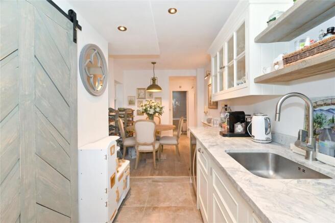Kitchen/Reception