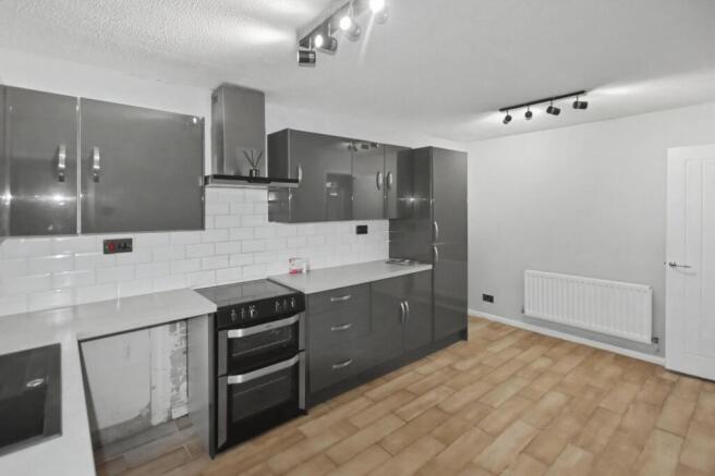 Nairn Road, Stamford, PE9 photo 4