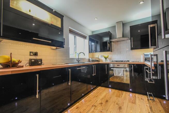 kitchen-2.jpg
