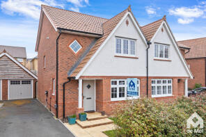 39, Meadowsweet Road, Shurdington, Cheltenham GL53 0AS