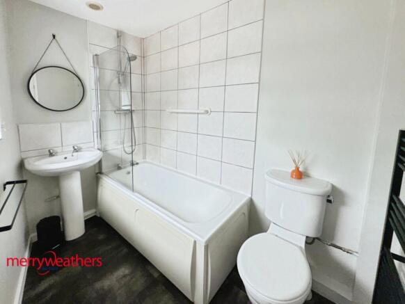 3 bed End of Terrace to rent Image 9