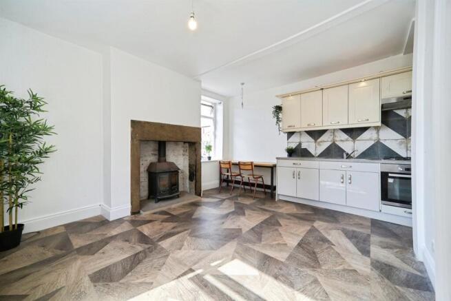 2 bed Terraced for sale Image 4