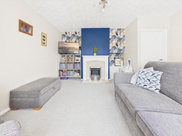 2 bed Semi-Detached for sale Image 5