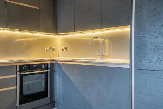 1 bed Flat to rent Image 11