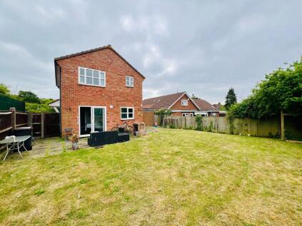 Warden Hill Road, Luton, Bedfordshire