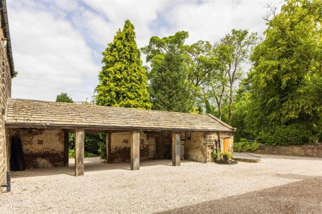 4 bed Farm House for sale Image 7