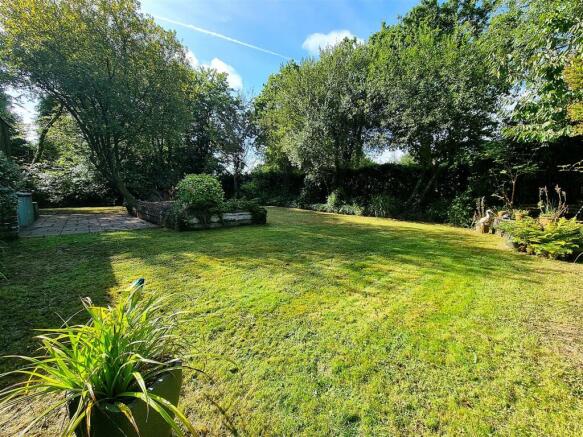 Garden 2.jpg