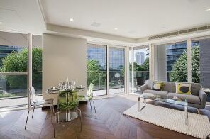 4, Sandringham House, Earls Way, London SE1 2QX