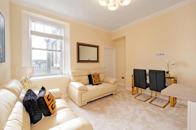 Lounge 1