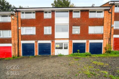 Fermor Crescent, Luton, Bedfordshire, LU2 9LN