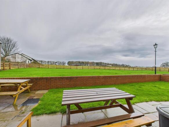 2 bed Terraced for sale Image 12
