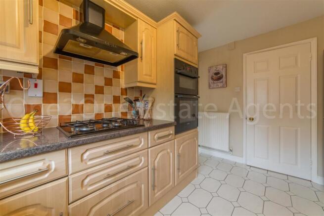 65 Oaklands View-22.jpg