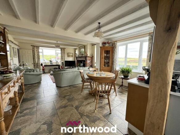 3 bed Detached for sale Image 7
