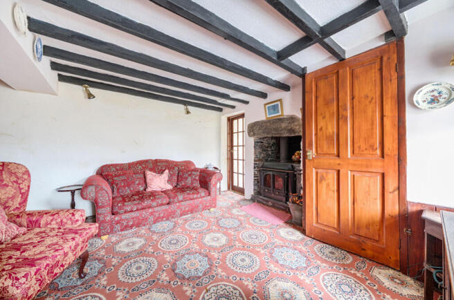 1370630-7-68fa4a4...