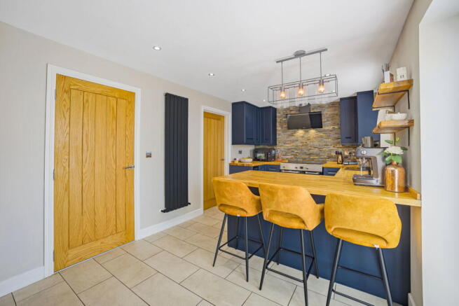 3 bed Detached for sale Image 7