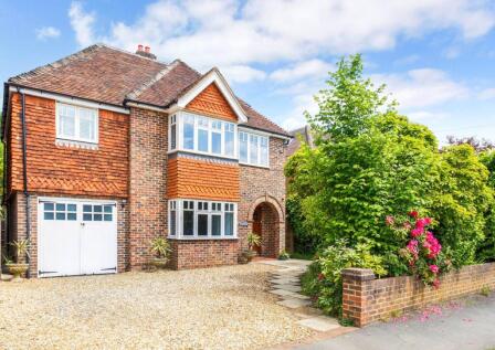 5 bed detached - Cromwell Place, Cranleigh, GU6 image 27